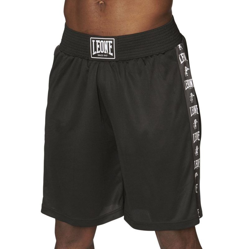 Pantalón de entrenamiento Leone "Ambassador" Color negro AB219 1